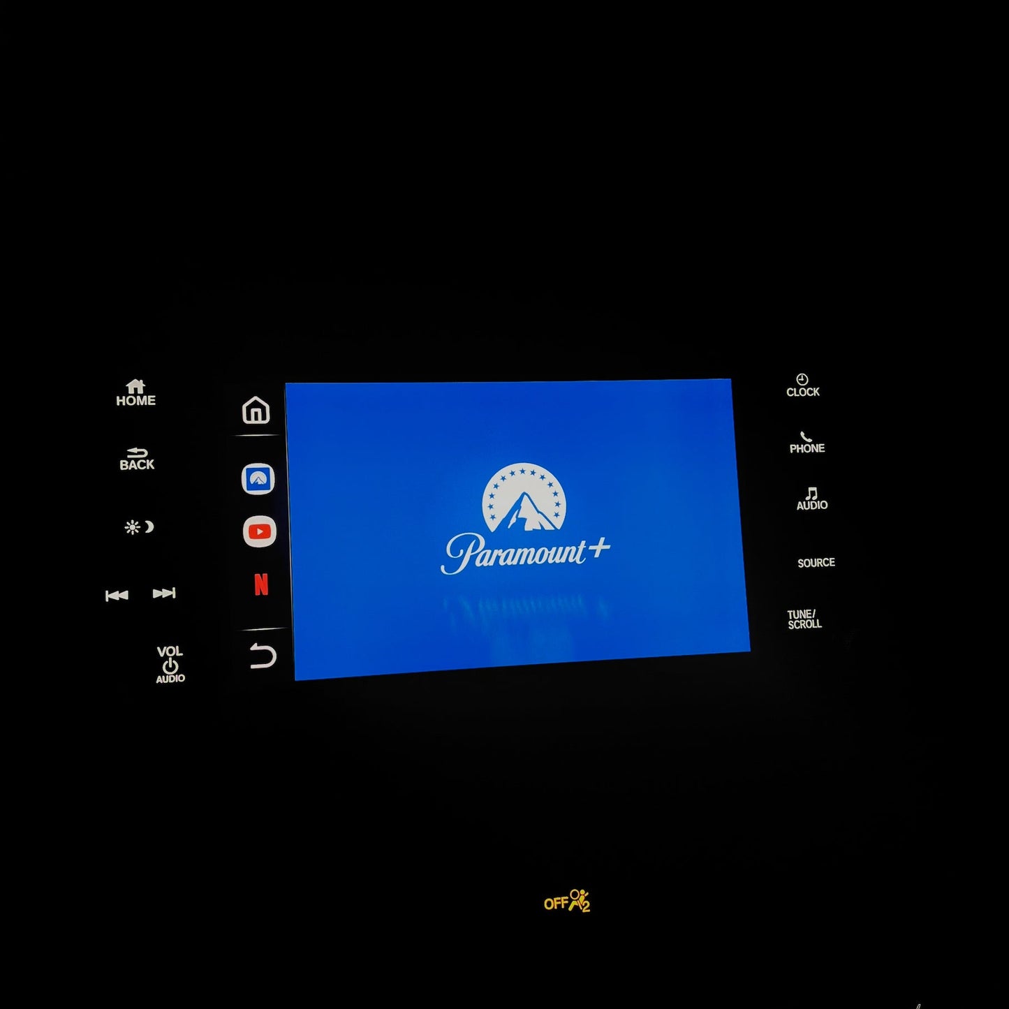 3 in 1 LuxMotion Infotainment Wireless Adapter